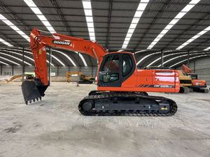 Excavadora Hidráulica Usada Doosan DX225LC de 22 Toneladas de Peso Operativo con Cucharón - Product Image 1