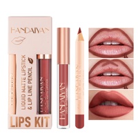 Kit de Maquillage en Gros : 12 Couleurs de Gloss à Lèvres Haute Pigmentation, Imperméable, Longue Tenue, Non Collant, Fini Mat, avec Crayon à Lèvres