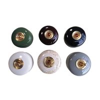 Interrupteur à bascule rond en céramique de style français vintage avec un design ondulé simple pour les hôtels et la décoration intérieure