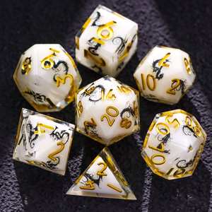 Set de Dados Poliédricos Fluidos con Diseño de Arena de Gato para Juegos de Rol D&D Baldur's Gate D20 D6 - Product Image 5