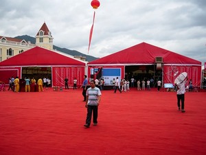 Tenda a Telaio Bianca Impermeabile di Alta Qualità per Fiere, Vendita Diretta dalla Fabbrica Cinese, Tende per Eventi all'Aperto in Lega di Alluminio per Fiere - Product Image 6