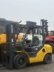 Montacargas Japonés Usado de Servicio Pesado FD30 de 3 Toneladas, Diésel, Tres Etapas, Desplazamiento Lateral, Motor Isuzu, 6 Meses de Garantía - Product Image 2