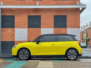 <span class=keywords><strong>Mini</strong></span> <span class=keywords><strong>Cooper</strong></span> E Classic d'occasion - Product Image 2