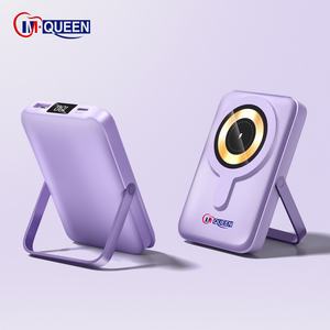 Chargeur sans fil portable ultra-fin 10000 mAh avec affichage numérique et support magnétique, idéal pour la recharge de téléphones - Product Image 1