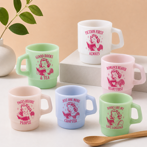 Taza de Vidrio Personalizada con Texto o Letra, Apilable, con Temática de Lectura, Taza de Café, Diseño Retro Clásico, Regalo Empresarial - Product Image 4