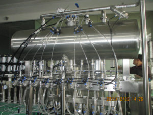 Semi Automatic 6 Heads Beer Bottle Filling And <strong>Capping</strong> <strong>Machine</strong> 300 Bottles/h Bottle Filler For Beer Brewery - Product Image 3