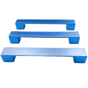 Manijas de gabinete de aleación de zinc de estilo europeo, en forma de barra, de aleación de aluminio cromado, herrajes duraderos para puertas de gabinetes - Product Image 5