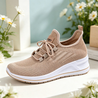 Chaussures de marche décontractées pour femmes, respirantes, style sport, avec talons compensés pour la marche lente, design personnalisé