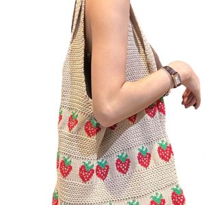 Bolso de Hombro de Ganchillo para Mujer, Gran Capacidad, Otoño e Invierno, Diseño Popular de Fresas, Venta al Por Mayor - Product Image 2