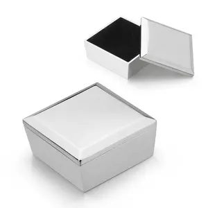 Caixa de joias de metal para presentes, logotipo gravável personalizado banhado a prata, formato quadrado luxuoso