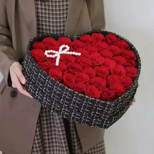Büyük boy kalp şeklinde hediye kutusu boş siyah bej ızgara kumaş büyük çiçek gül ambalaj kutusu 2 set 2 çiçekçi çiçek dükkanı
