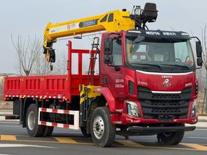 Promotion : Grue de remorquage diesel Liuzhou Motor CLW 5 tonnes 4x2, système entièrement hydraulique, hauteur de levage 20m, pompe de boîte de vitesses, garantie 12 mois - Product Image 3