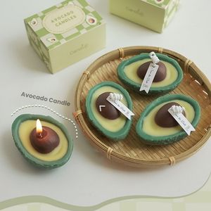 Nouvelles Ventes Directes Usine Bougies Artisanales à l'Avocat pour l'Aromathérapie Faible MOQ Écologiques Décoration Maison Parfumées aux Fruits Fêtes Anniversaires - Product Image 1