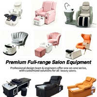 Fauteuil de pédicure haut de gamme personnalisé en velours rose avec dossier coquille, pieds dorés et repose-pieds pour salon de manucure, SPA, villa de bien-être