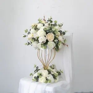 ชุดแตรสีขาวจัดดอกไม้สำหรับงานพิธีตกแต่งงานแต่งงานจัดดอกไม้จำลองการจัดดอกไม้
