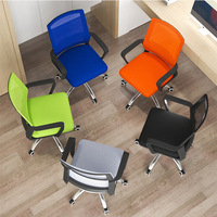 Chaise de bureau ergonomique pivotante moderne à hauteur réglable et confortable en maille pour le personnel, les dirigeants et les visiteurs