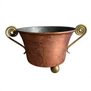Pot de fleurs en cuivre fini antique en métal avec poignée et base en laiton nouveau design Pot de fleurs et jardinière - Product Image 1