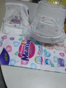 Couches pour bébés de qualité supérieure, prix usine compétitif, toutes tailles négociables, stock disponible, vente en gros - Product Image 1