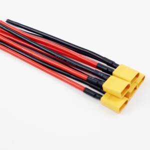 Conector XT30 Macho y Hembra <span class=keywords><strong>con</strong></span> Cable de Alambre Estañado de 100 mm y 16 AWG para Cargador de Batería Lipo de Dron FPV y Avión RC de Ala Fija - Product Image 4
