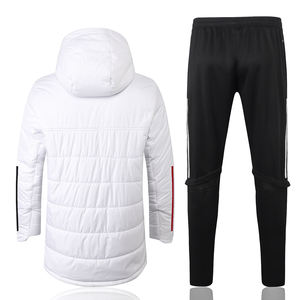 เสื้อโค้ทผ้าฝ้ายน้ำหนักเบาของผู้ชายเสื้อแจ็คเก็ตขนเป็ดกันลมสำหรับฤดูหนาวโลโก้ขนาดใหญ่ออกแบบได้ตามต้องการ - Product Image 6