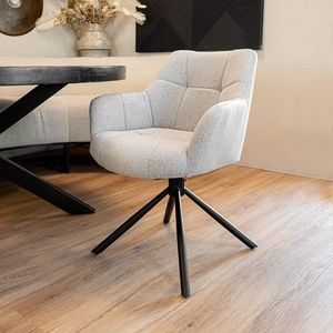 Juego de 2 sillas giratorias de comida Silla de comedor giratoria blanca con patas de metal negro Respaldo cómodo para estudio y oficina - Product Image 4