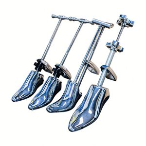 Extenseur de chaussures manuel en acier inoxydable disponible en plusieurs tailles pour l'entretien des chaussures (usage commercial) - Product Image 6