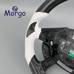 Volant personnalisé en fibre de carbone pour <span class=keywords><strong>Ford</strong></span> Kuga Mk3 Mk2 Focus <span class=keywords><strong>Fiesta</strong></span> Mk7 Everest Mondeo Mk5 <span class=keywords><strong>RS</strong></span> Ranger Mustang - Product Image 4