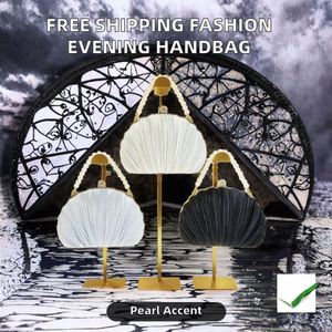 กระเป๋าคลัทช์งานแต่งงานสุดหรู รุ่นใหม่ปี 2024 ลายพิมพ์นก สายสะพายไหล่และกระเป๋าสตางค์พร้อมสายโซ่สุดเก๋ - Product Image 2