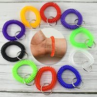 Couleur claire spirale extensible anneaux étiquette Bracelet Flexible en plastique poignet bobine poignet bande porte-clés chaîne Fitness Gym sport clés