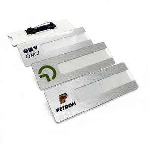 Étiquettes nominatives rectangulaires réutilisables en ABS avec paillettes - Badges personnalisés à attacher avec une épingle de sûreté pour les employés et les enfants - Product Image 4