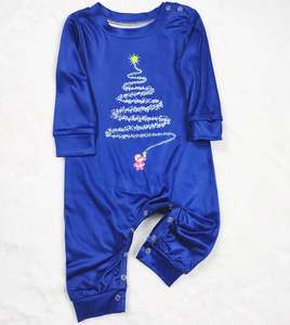 Pyjamas de <span class=keywords><strong>Noël</strong></span> Famille Sapin Artistique 2025 Père <span class=keywords><strong>Noël</strong></span>, PJs Assortis pour la Famille, Vêtements pour Chien et Sacs - Product Image 5