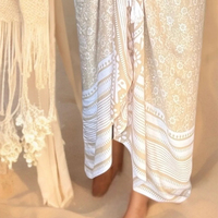 El más nuevo diseño de algodón impreso pareos cubrir Ups mujeres playa abrigo vestido bufandas chal de seda para mujeres