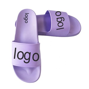 Zapatillas de plástico para hombre y mujer, sandalias de PVC con estampado de texto y logotipo personalizado, coloridas, para verano, 2023 - Product Image 1