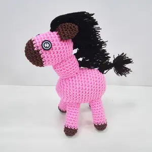 Venta caliente hecho a mano lindo dibujo animado peluche caballo juguetes fabricante en China