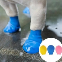 Chaussures imperméables pour chien Bottes de pluie en caoutchouc pour chien Chaussures jetables Accessoires pour chien Chaussures d'extérieur Chaussettes