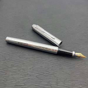 Pluma Estilográfica Parker de Metal de Alta Gama, con Recubrimiento en Oro Negro, Proveedor Oficial de Artículos de Papelería, con Logotipo Personalizado Grabado con Láser - Product Image 5