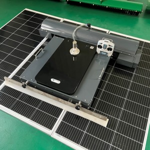 Bán hàng trực tiếp năng lượng mặt trời bảng điều khiển Máy làm sạch hoàn toàn tự động điều khiển từ xa quang điện Bảng điều chỉnh làm sạch Robot - Product Image 6