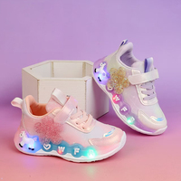 Chaussures de sport pour filles, résistantes à l'abrasion, antidérapantes, rembourrées, nouvelles, style princesse, décontractées, avec lumières, et double fermeture à boucles.