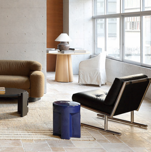 Sillón Moderno VB de Cuero Encerado Negro con Estructura de Acero Inoxidable y Espuma de Alta Resiliencia para Sala de Estar u Hotel - Product Image 2