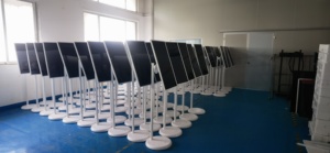 21.5 Inch 24 Inch 32 Inch 8000-15000MAH Lithium Battery Rechargeable <b>Portable</b> <b>Tv</b> Small 1080*1920 <b>Portable</b> <b>Tv</b> Screen - Product Image 6