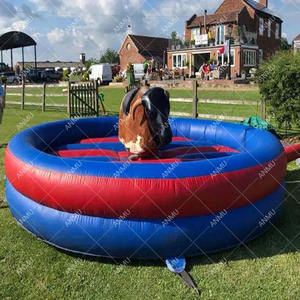 Máquina taurina inflable de toro mecánico de Rodeo comercial con colchón de arena - Product Image 3