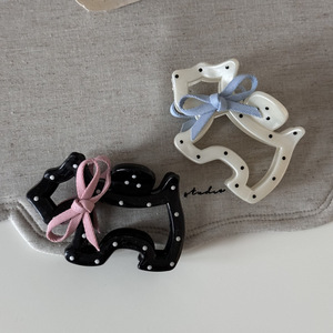 Pinzas para el Cabello de Plástico Ecológicas con Temática de Animales Adorables, Diseños Ajustables de Cachorro y Tiburón con Lazos Decorativos - Product Image 2