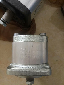 Pompe à engrenages Pompe hydraulique AZPF PGH2 PGH3 PGH4 AZPF-1X-014RCB20MB - Product Image 1