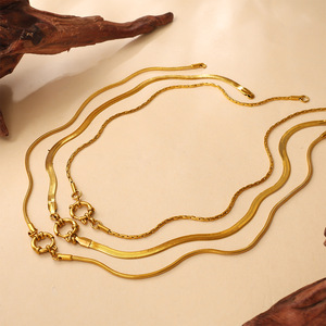 Stainless Steel Paperclip <b>Choker</b> Necklace, 18K Gold Plated, Minimalist O Link Blade Pendant, Ins Trendy Versatile New Design - Product Image 5
