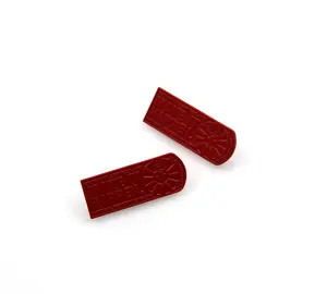 Desenho personalizado vermelho colorido promoção presente brindes corporativos metal epóxi esmalte alfinetes de lapela crachás de nome