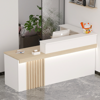 Comptoir d'accueil d'hôpital moderne Comptoir de réception de salon de beauté de conception