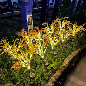 Lampada Solare da Giardino a LED a Forma di Fiore, Impermeabile, a Risparmio Energetico, con Attivazione Notturna Automatica e Picchetto per il Fissaggio al Terreno - Product Image 5