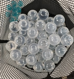 Cubos <span class=keywords><strong>de</strong></span> Hielo Cuadrados Reutilizables <span class=keywords><strong>de</strong></span> 10 lb, Libres <span class=keywords><strong>de</strong></span> BPA, Plástico Transparente Esmerilado <span class=keywords><strong>de</strong></span> 3.5 cm, Ecológicos, para Whisky, Enfriamiento Duradero en el Congelador - Product Image 5