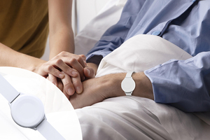 W8 BLE 5.0 IOT สร้อยข้อมือทางการแพทย์พร้อมเปลี่ยนสายรัดปุ่มทริกเกอร์ iBeacon ฟังก์ชันชิป NRF52 - Product Image 4