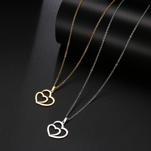Nuova Collana alla Moda in Acciaio Inox 316L con Catena a Maglie Carina, Pendente a Cuore Intrecciato con Motivo Floreale e Zirconi - Product Image 4